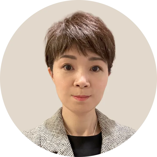安藤 裕子 氏
